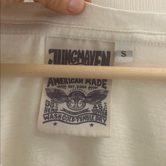 Jungmaven Paige v neck tee small washed white - Picture 2 of 3